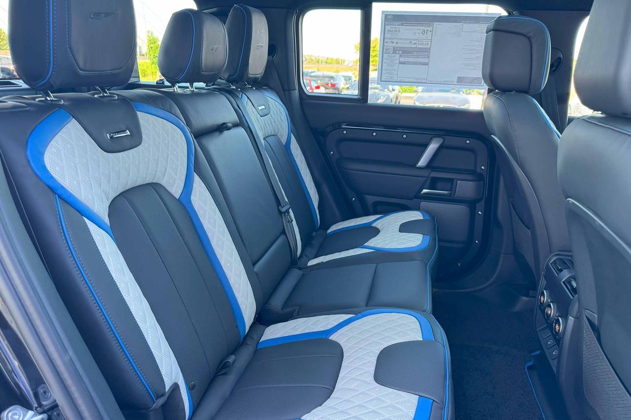 2024 Land Rover Defender V8 Chesterfield MO