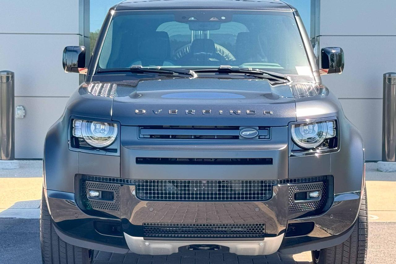 2024 Land Rover Defender V8 Chesterfield MO