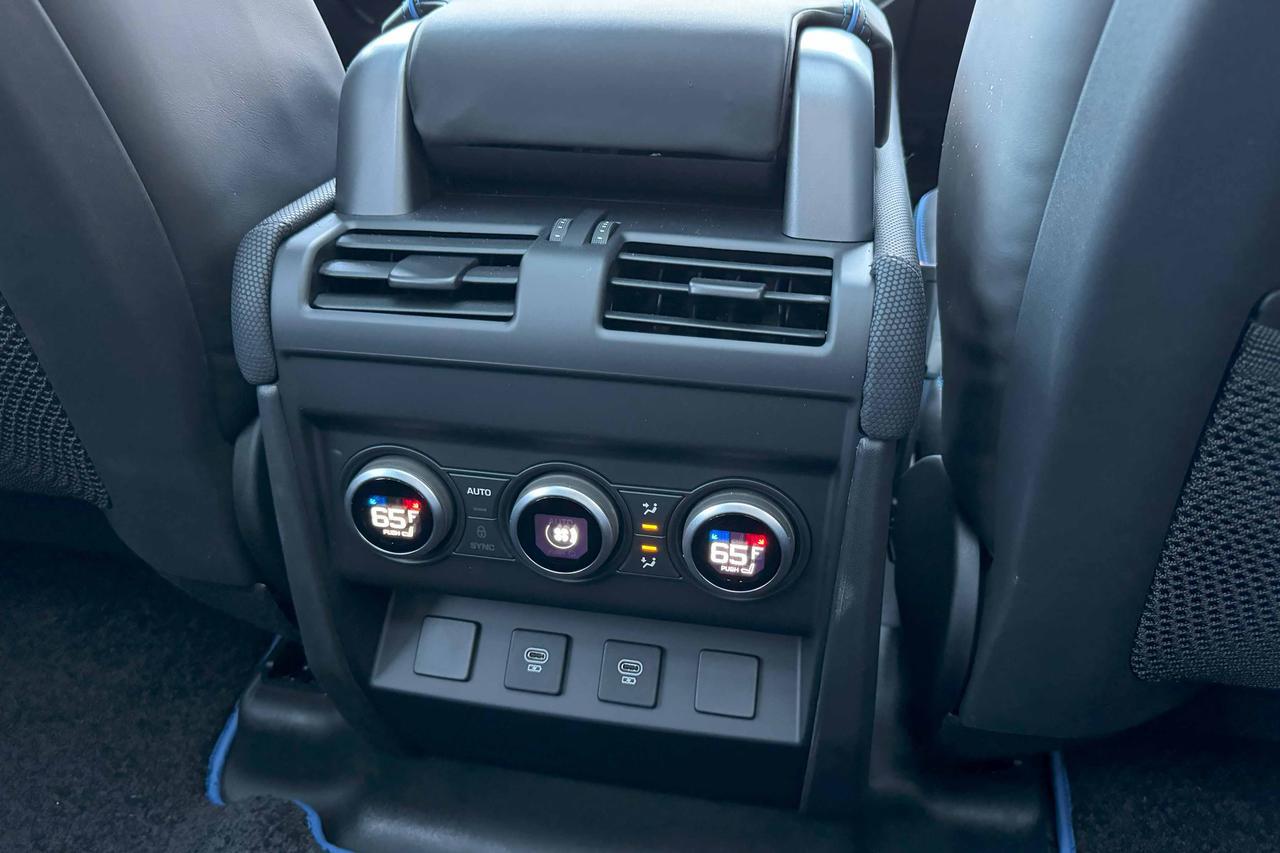 2024 Land Rover Defender V8 Chesterfield MO
