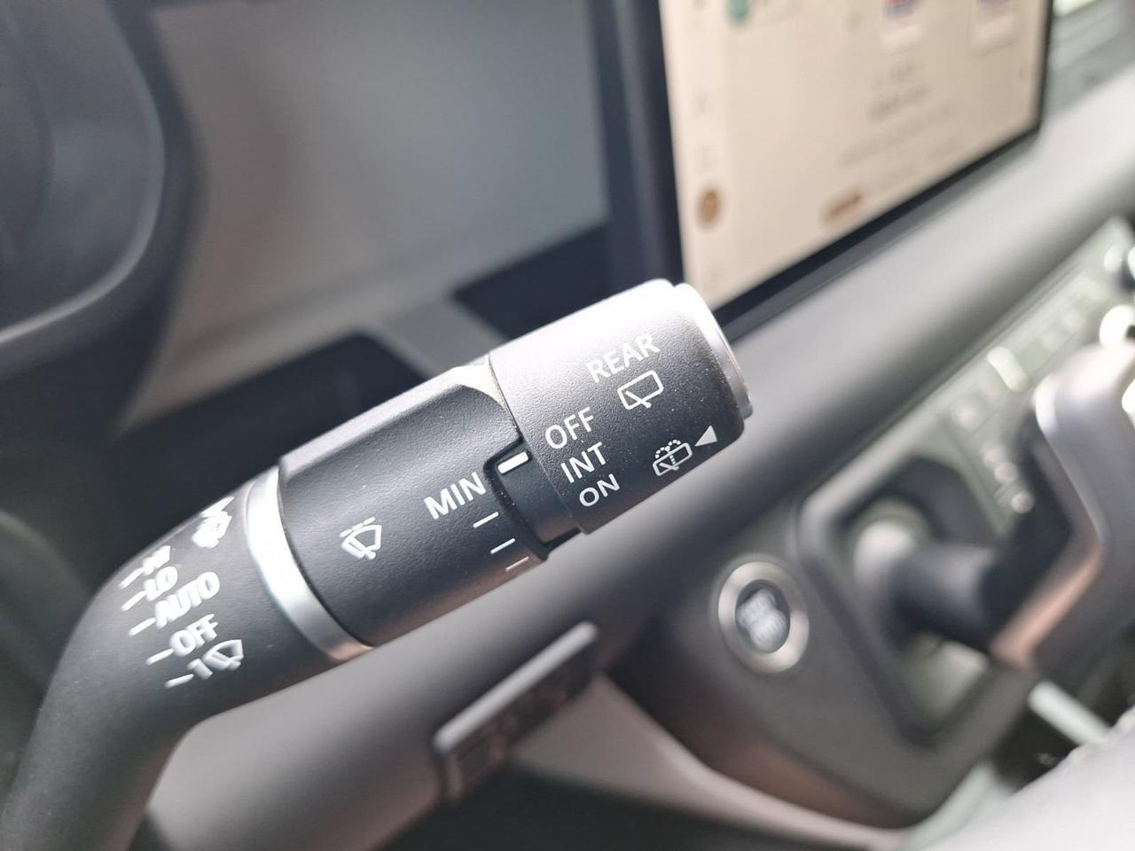 2024 Land Rover Defender X-Dynamic SE Hurst TX