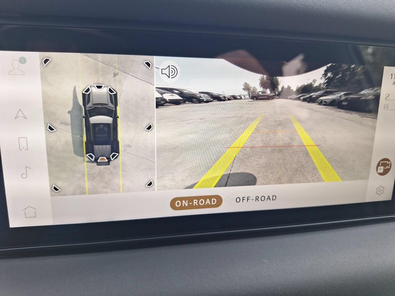 2024 Land Rover Defender X-Dynamic SE Hurst TX
