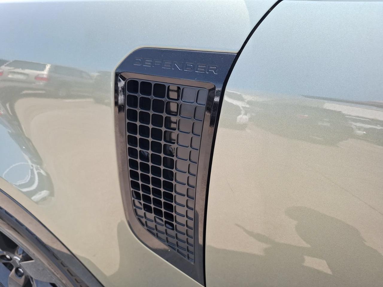 2024 Land Rover Defender X-Dynamic SE Hurst TX