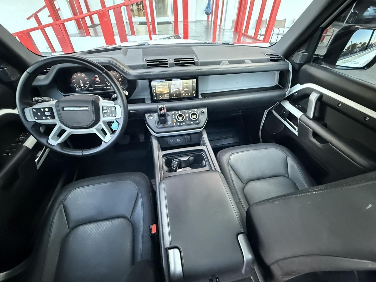 2024 Land Rover Defender X-Dynamic SE Hollywood FL