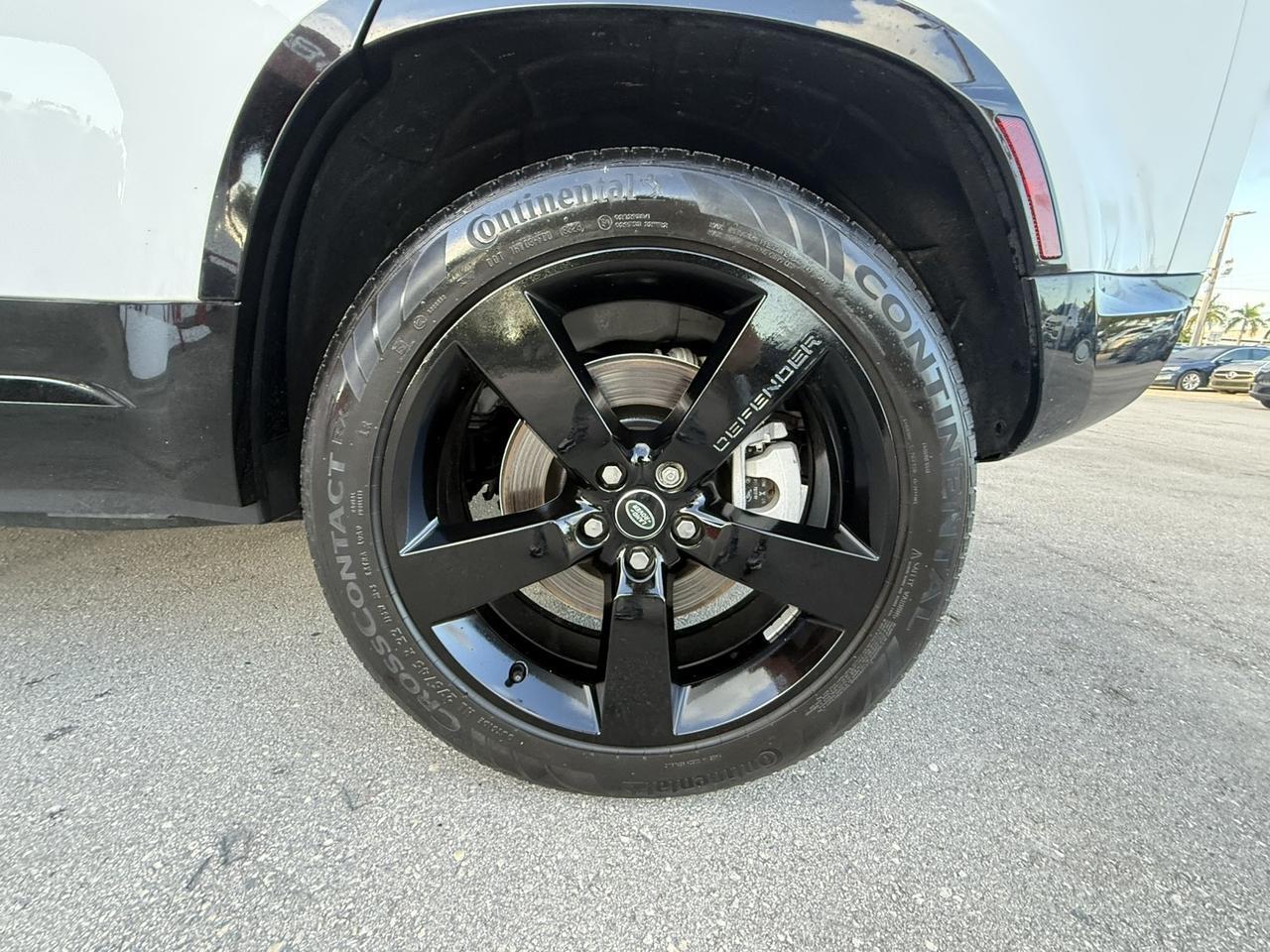 2024 Land Rover Defender X-Dynamic SE Hollywood FL