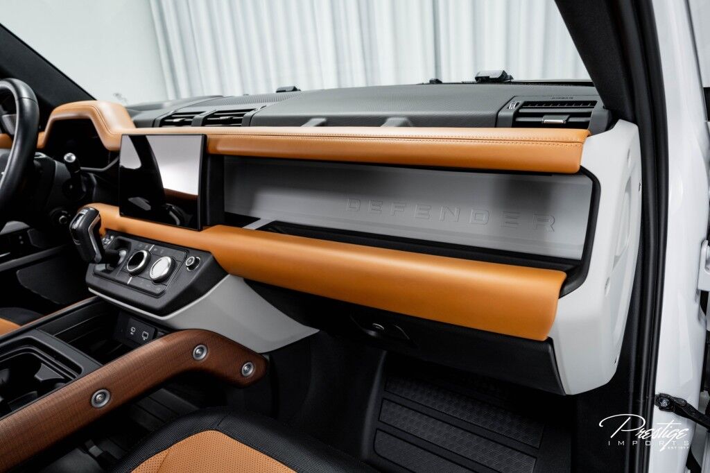 2024 Land Rover Defender X-Dynamic SE North Miami Beach FL