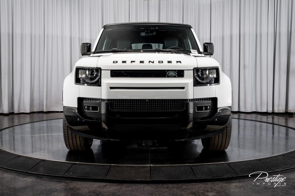 2024 Land Rover Defender X-Dynamic SE