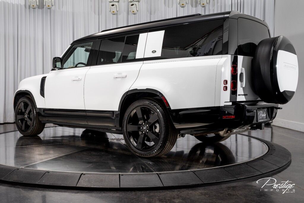 2024 Land Rover Defender X-Dynamic SE North Miami Beach FL