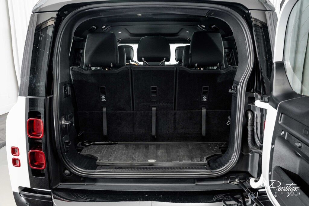 2024 Land Rover Defender X-Dynamic SE North Miami Beach FL