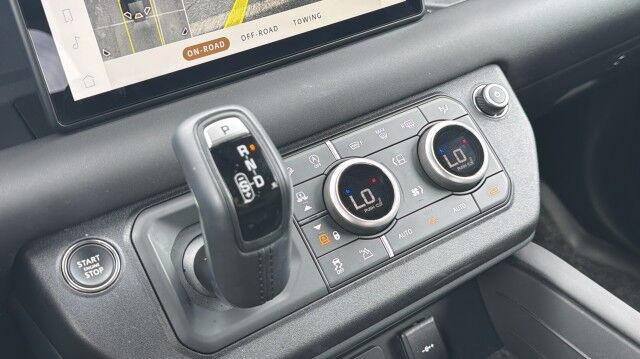 2024 Land Rover Defender X-Dynamic SE San Juan TX