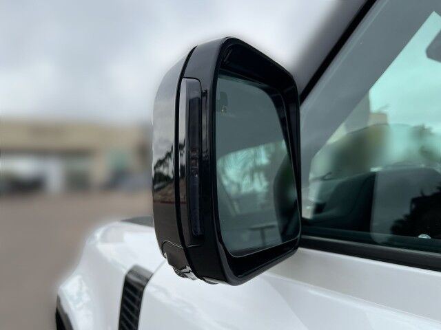 2024 Land Rover Defender X-Dynamic SE San Juan TX