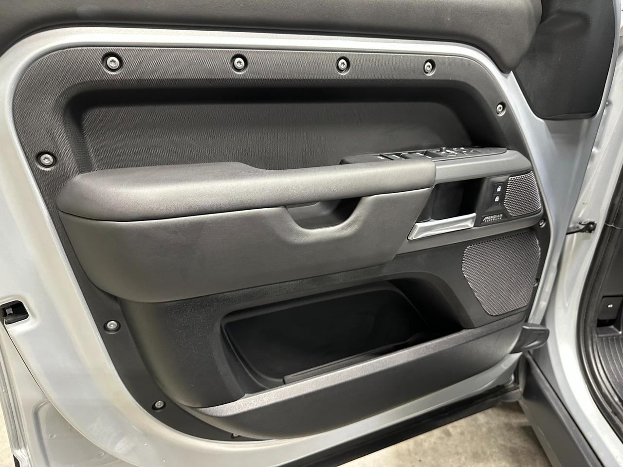 2024 Land Rover Defender X Houston TX