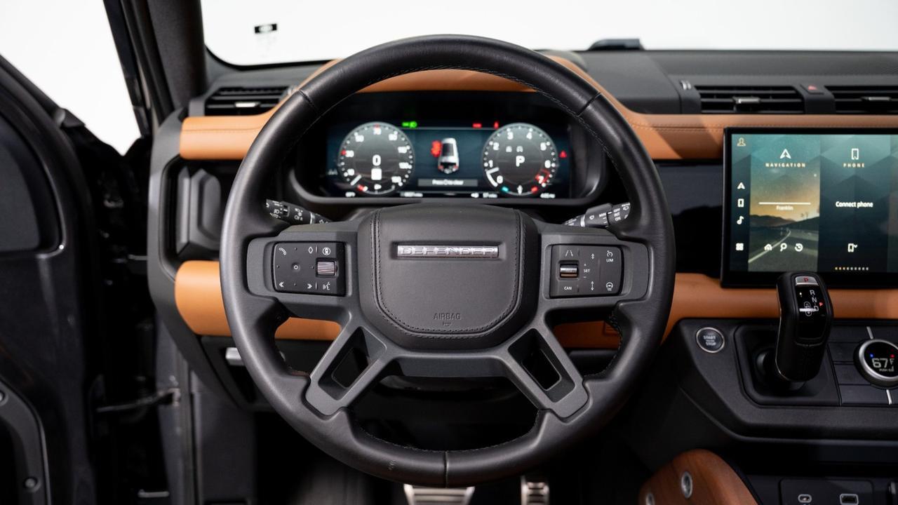 2024 Land Rover Defender X P400 w/URBAN FULL WIDETRACK KIT Franklin TN