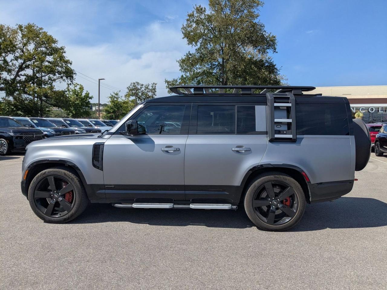 2024 Land Rover Defender X