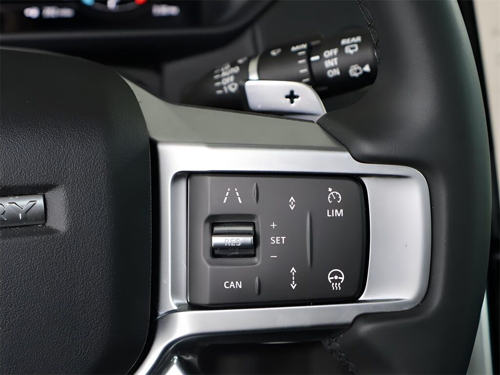 2024 Land Rover Discovery Dynamic SE San Clemente CA