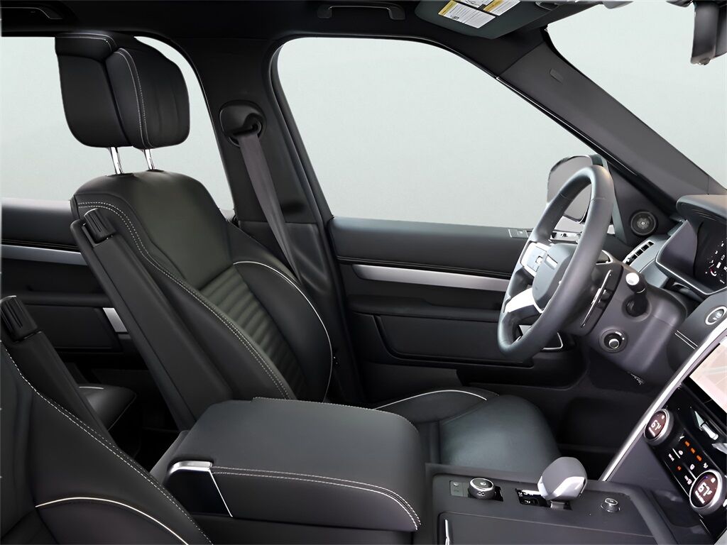 2024 Land Rover Discovery Dynamic SE San Clemente CA