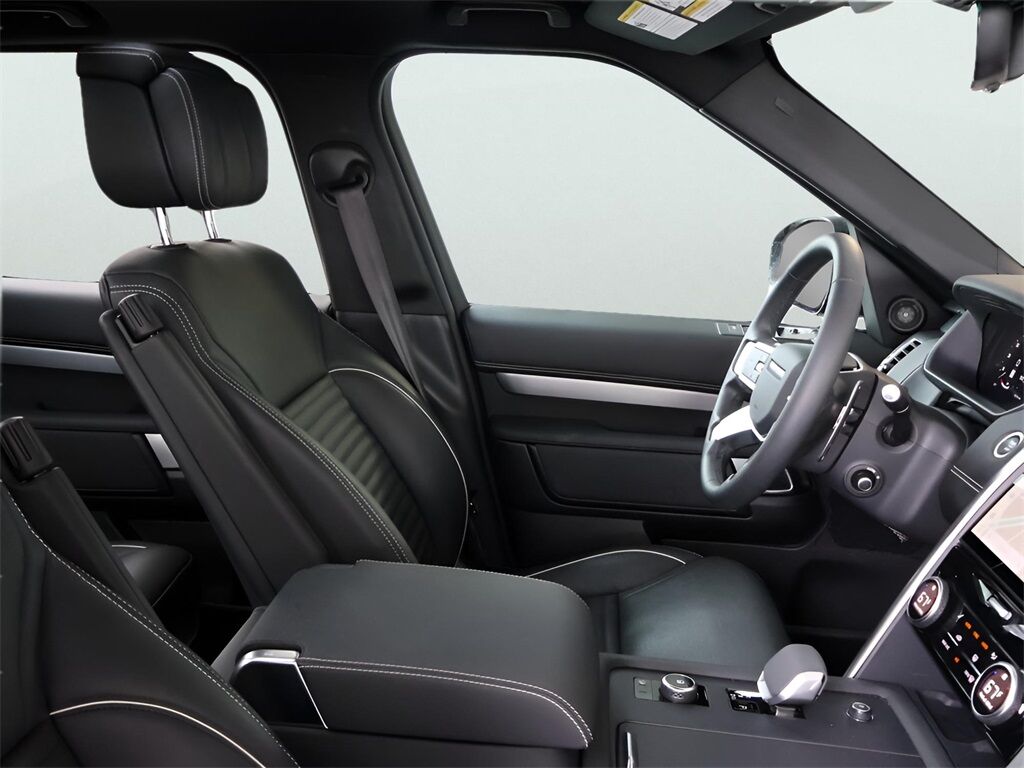 2024 Land Rover Discovery Dynamic SE San Clemente CA