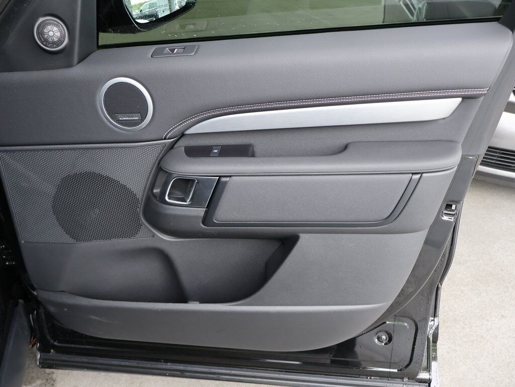 2024 Land Rover Discovery Dynamic SE San Clemente CA