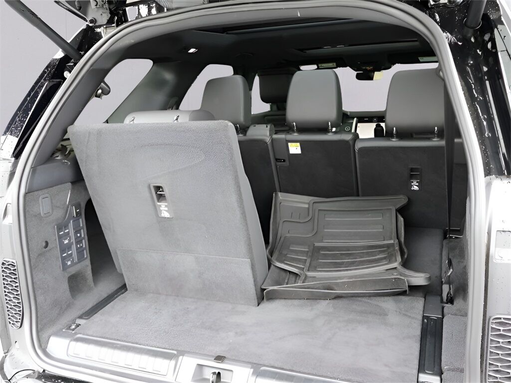 2024 Land Rover Discovery Dynamic SE San Clemente CA
