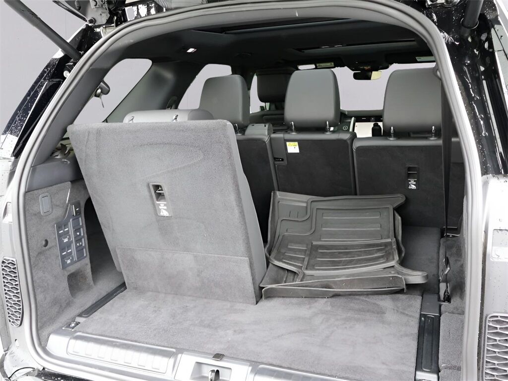 2024 Land Rover Discovery Dynamic SE San Clemente CA