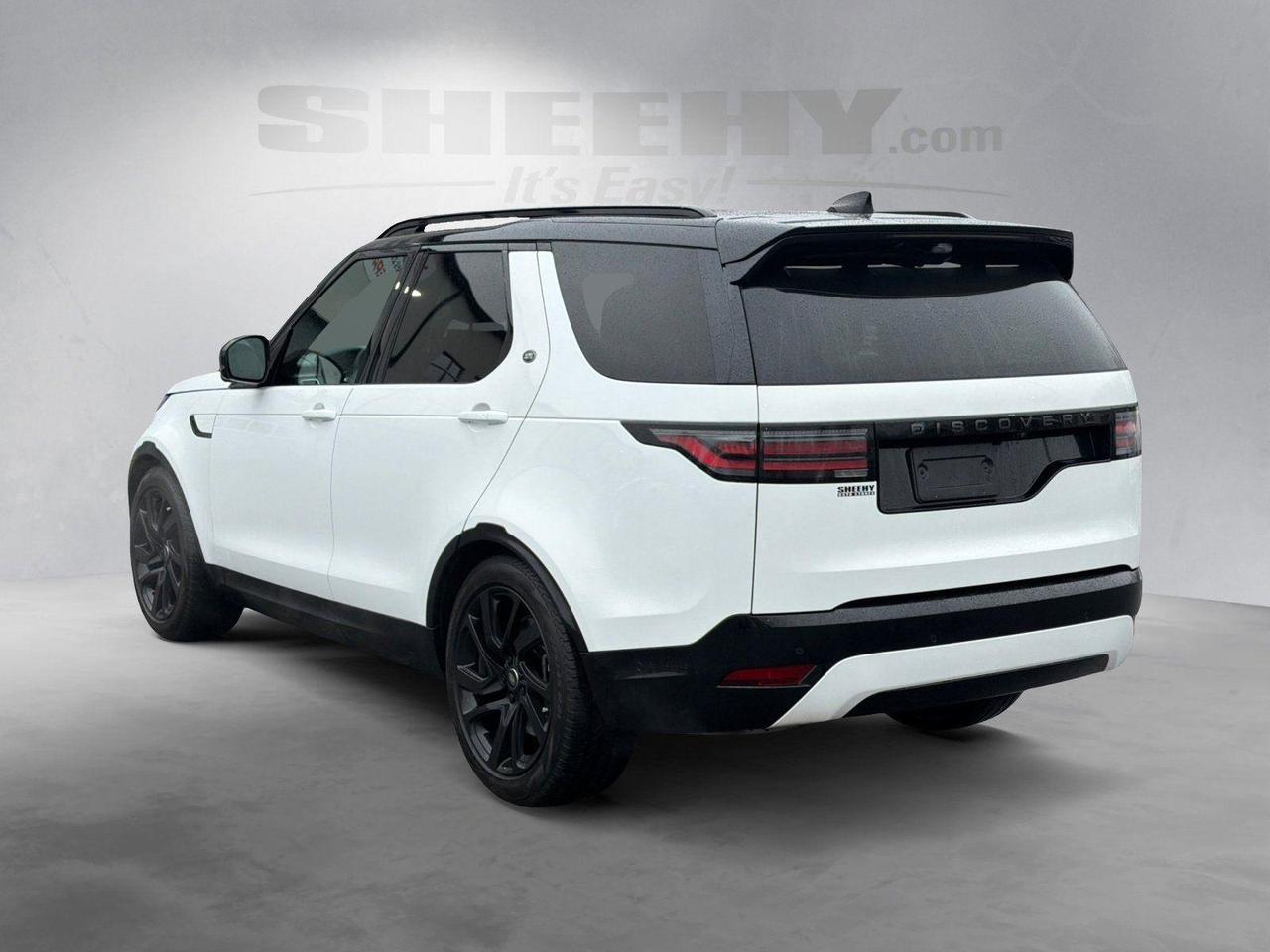 2024 Land Rover Discovery Dynamic SE Hagerstown MD