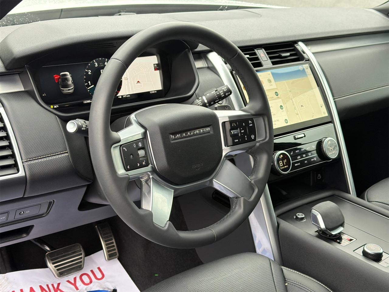 2024 Land Rover Discovery Dynamic SE Hagerstown MD