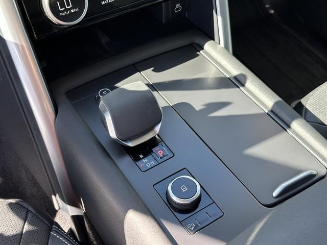 2024 Land Rover Discovery P300 S Tucson AZ