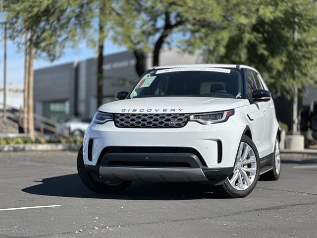 2024 Land Rover Discovery P300 S