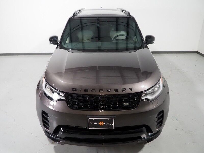 2024 Land Rover Discovery P360 Dynamic SE AWD *NAVIGATION, ADAPTIVE CRUISE, SAFETY ALERTS, 360 VIEW CAMERAS, PANORAMA MOONROOF, LEATHER, CLIMATE SEATS, HEATED STEERING, REMOTE START, POWER LIFTGATE, 22 INCH WHEELS, MERIDIAN AUDIO, WIRELESS CHARGING Round Rock TX