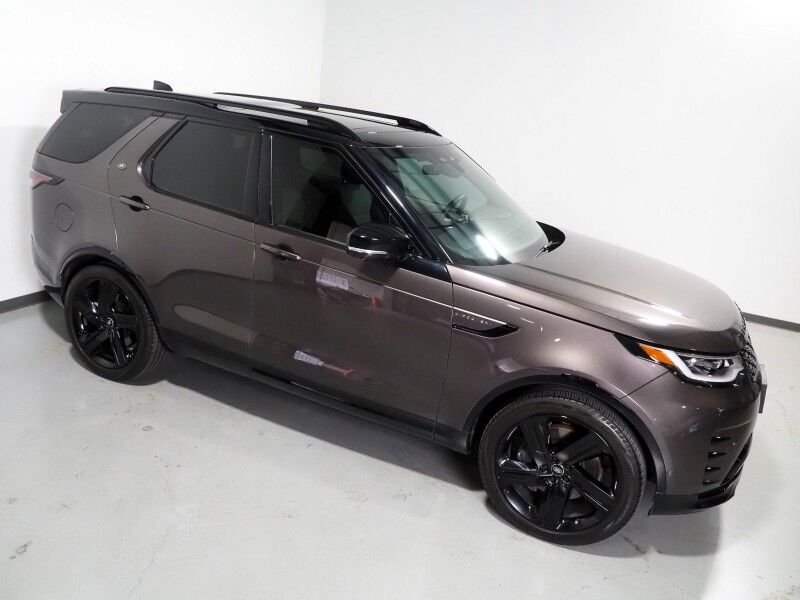2024 Land Rover Discovery P360 Dynamic SE AWD *NAVIGATION, ADAPTIVE CRUISE, SAFETY ALERTS, 360 VIEW CAMERAS, PANORAMA MOONROOF, LEATHER, CLIMATE SEATS, HEATED STEERING, REMOTE START, POWER LIFTGATE, 22 INCH WHEELS, MERIDIAN AUDIO, WIRELESS CHARGING Round Rock TX