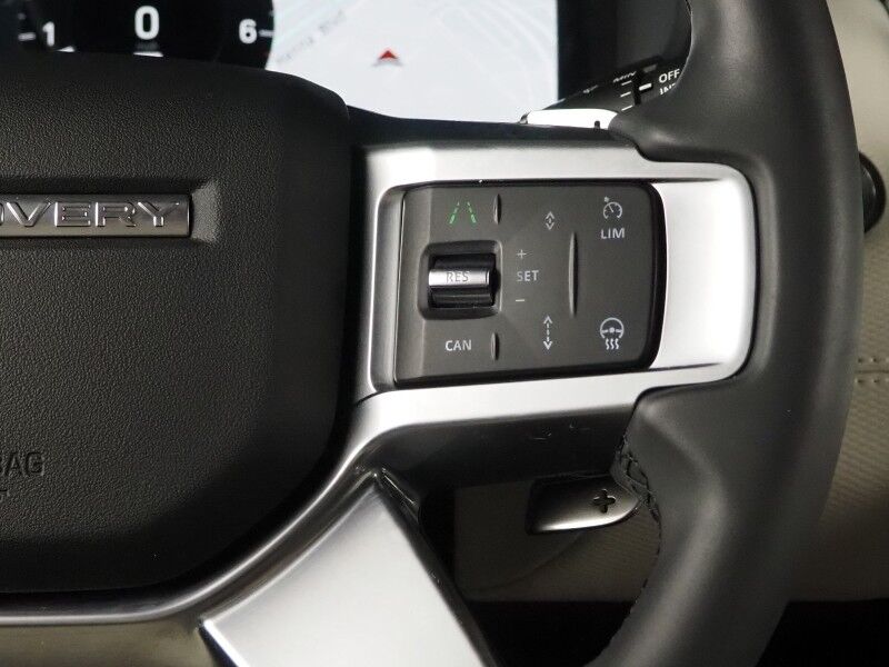 2024 Land Rover Discovery P360 Dynamic SE AWD *NAVIGATION, ADAPTIVE CRUISE, SAFETY ALERTS, 360 VIEW CAMERAS, PANORAMA MOONROOF, LEATHER, CLIMATE SEATS, HEATED STEERING, REMOTE START, POWER LIFTGATE, 22 INCH WHEELS, MERIDIAN AUDIO, WIRELESS CHARGING Round Rock TX