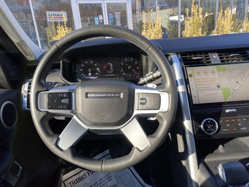 2024 Land Rover Discovery S