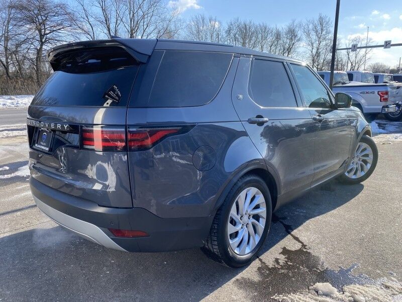 2024 Land Rover Discovery S Springfield PA
