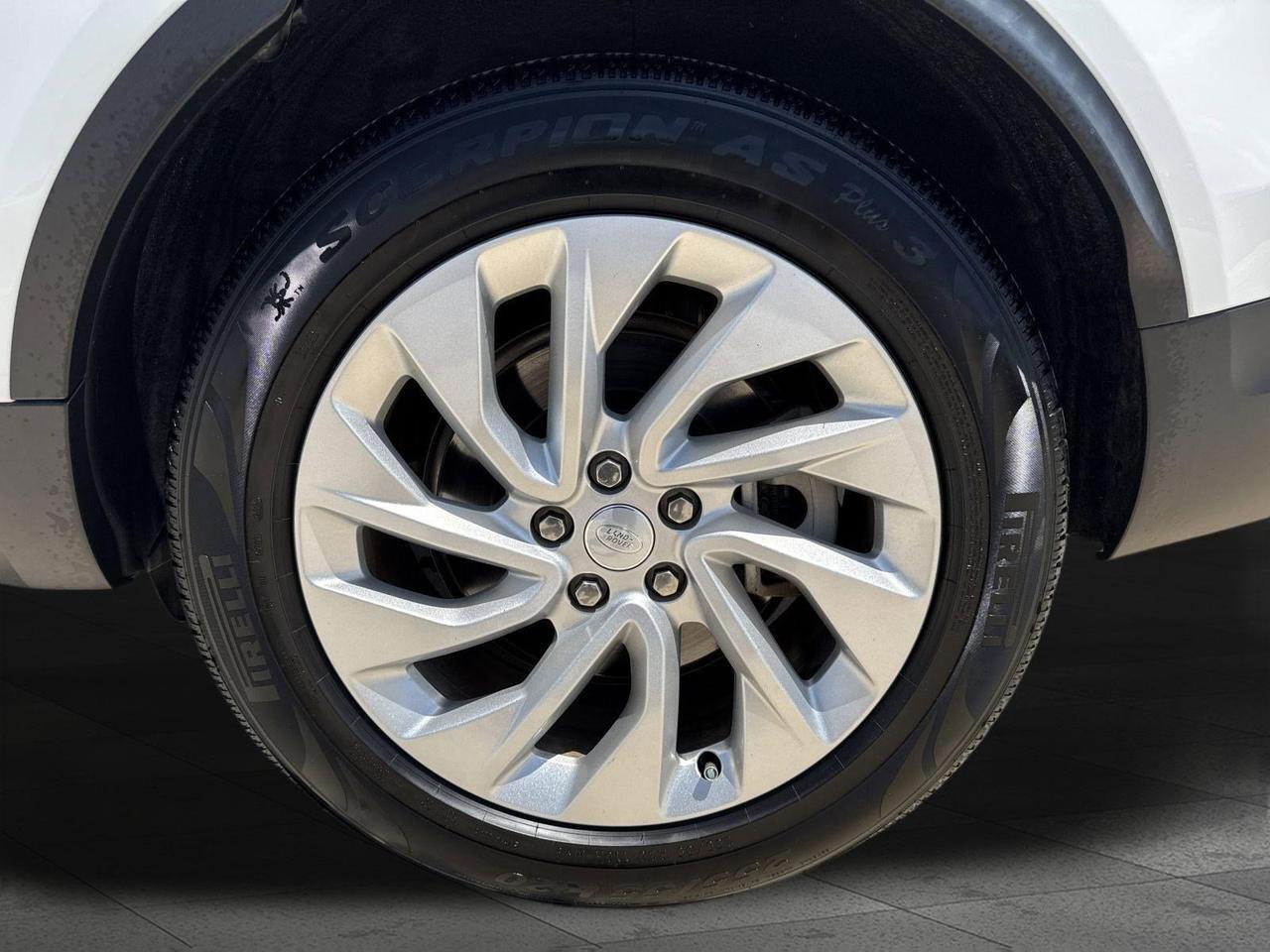 2024 Land Rover Discovery S San Antonio TX