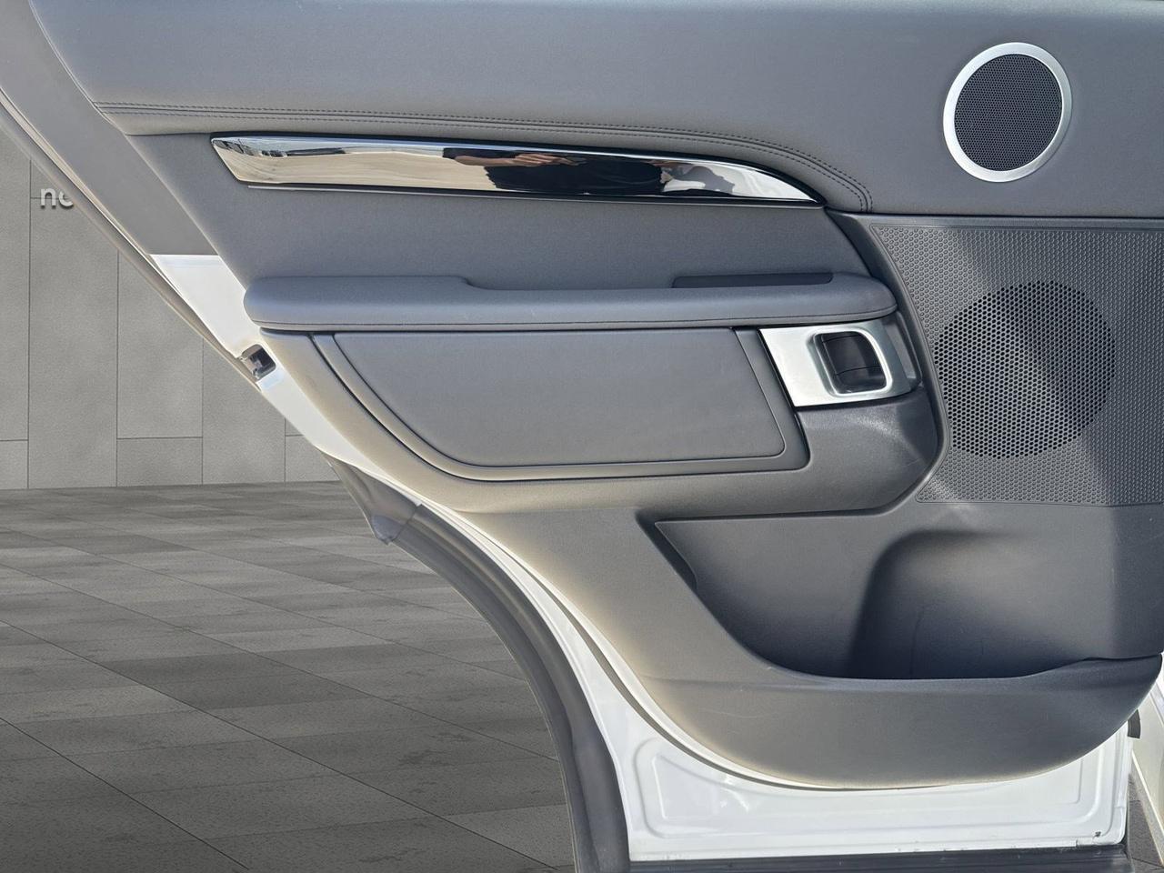 2024 Land Rover Discovery S San Antonio TX
