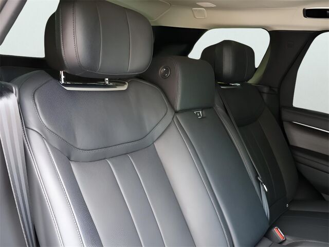 2024 Land Rover Range Rover Autobiography Oshkosh WI
