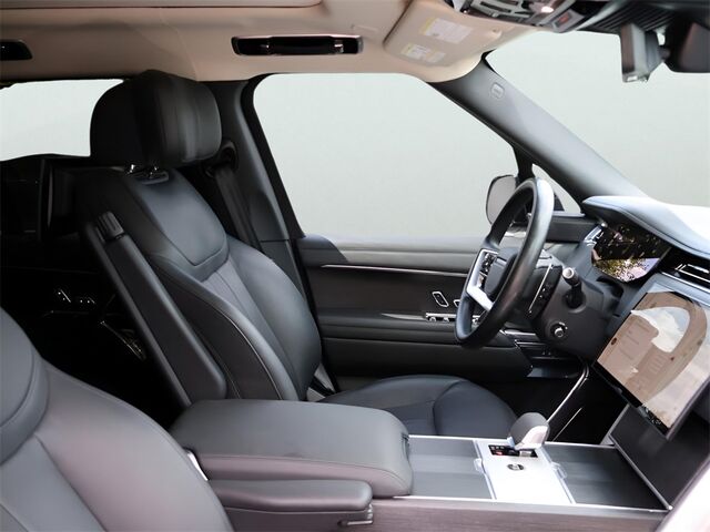 2024 Land Rover Range Rover Autobiography Oshkosh WI