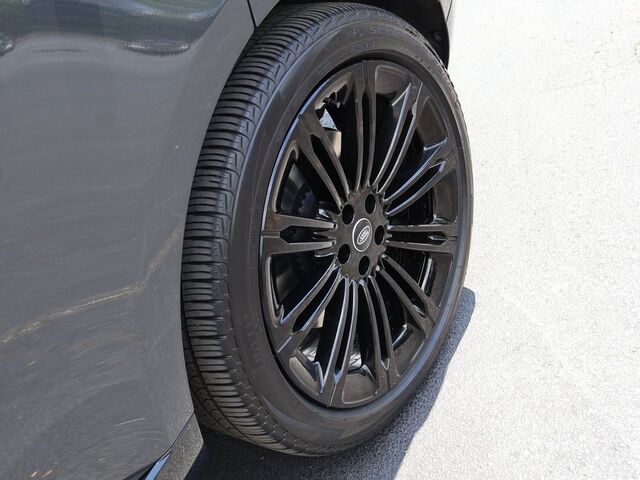 2024 Land Rover Range Rover Autobiography Oshkosh WI