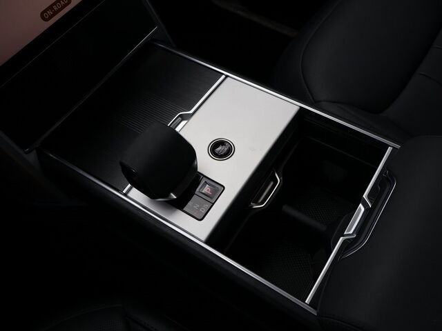2024 Land Rover Range Rover Autobiography Oshkosh WI
