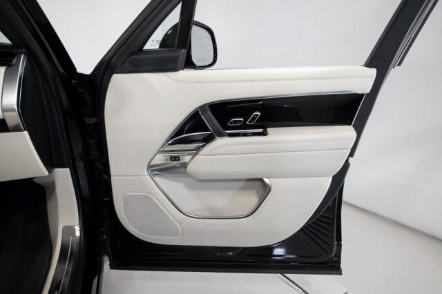 2024 Land Rover Range Rover P530 SE ($151,535 MSRP!!) *BIG OPTION LIST* *BLACK ON WHITE* San Diego CA
