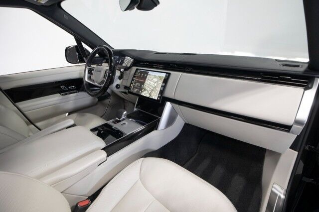 2024 Land Rover Range Rover P530 SE ($151,535 MSRP!!) *BIG OPTION LIST* *BLACK ON WHITE* San Diego CA