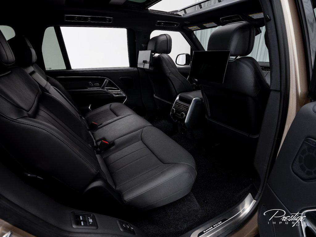 2024 Land Rover Range Rover P530 SE LWB 7 Seat North Miami Beach FL