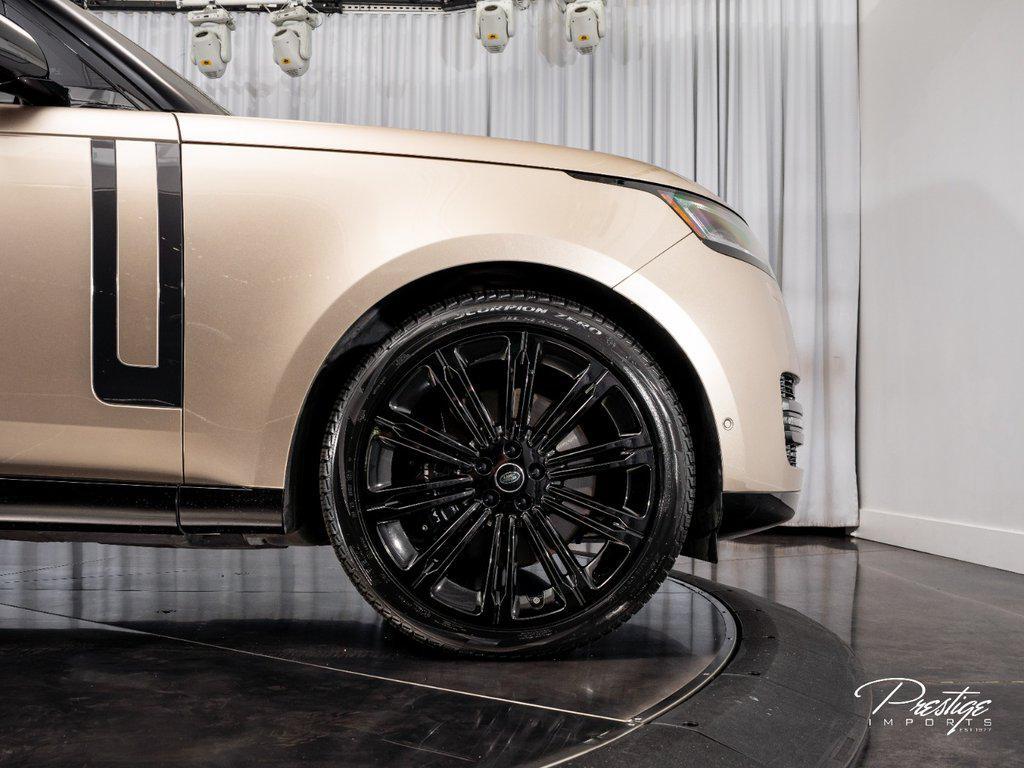 2024 Land Rover Range Rover P530 SE LWB 7 Seat North Miami Beach FL