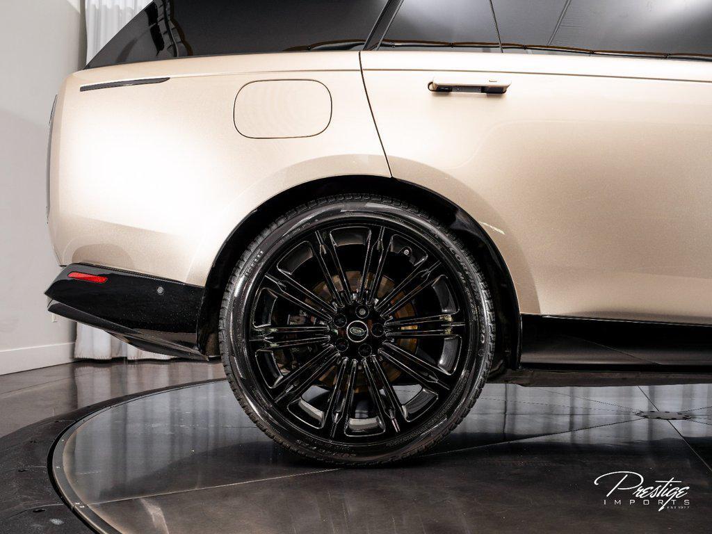2024 Land Rover Range Rover P530 SE LWB 7 Seat North Miami Beach FL