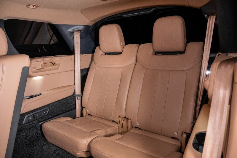 2024 Land Rover Range Rover P530 SE LWB 7 Seat SUV Scottsdale AZ