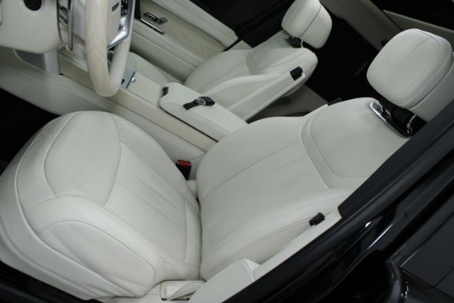 2024 Land Rover Range Rover P530 SE LWB Chantilly VA