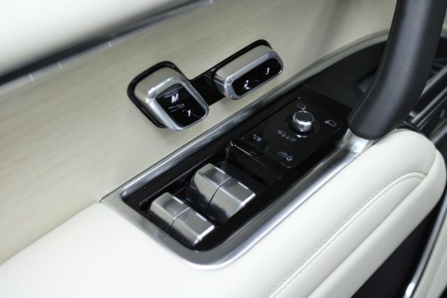 2024 Land Rover Range Rover P530 SE LWB Chantilly VA