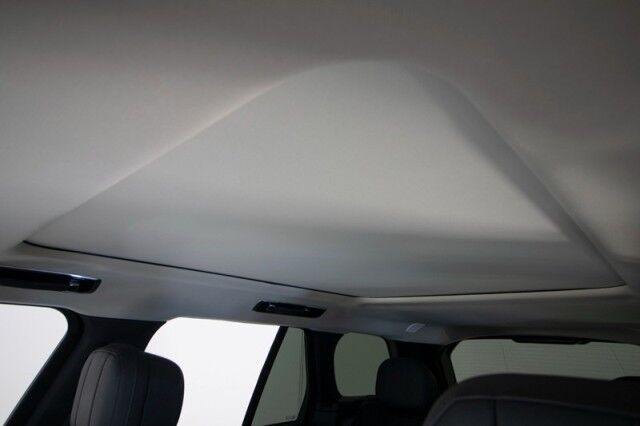 2024 Land Rover Range Rover Range Rover P400 SE *23 INCH FACTORY WHEELS* San Diego CA