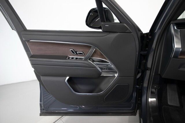 2024 Land Rover Range Rover Range Rover P400 SE *23 INCH FACTORY WHEELS* San Diego CA