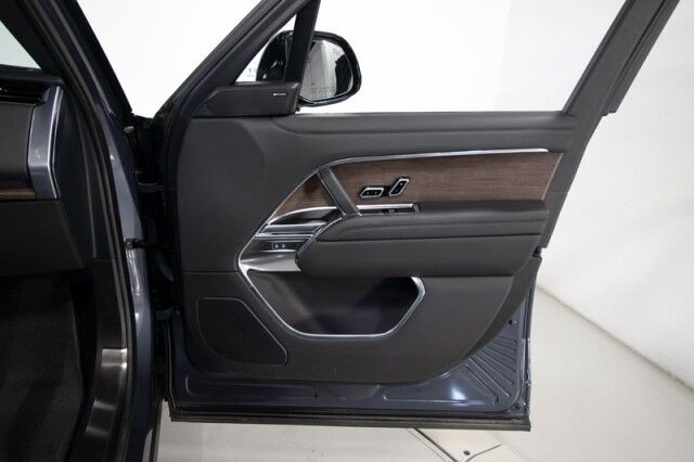 2024 Land Rover Range Rover Range Rover P400 SE *23 INCH FACTORY WHEELS* San Diego CA