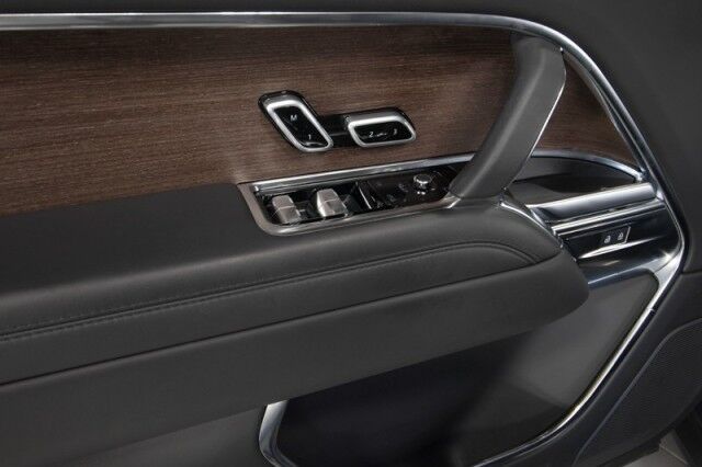 2024 Land Rover Range Rover Range Rover P400 SE *23 INCH FACTORY WHEELS* San Diego CA